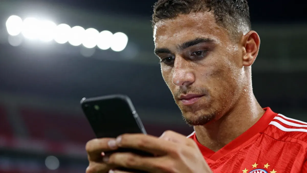 Ein hochrangiger Bayern-Insider hat sich direkt an Michael Olise gewandt, nachdem Gerüchte über ein Interesse von Real...