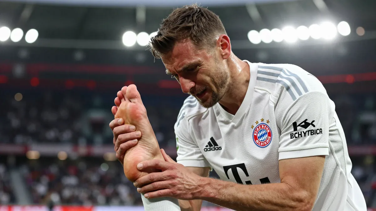 Bayern München: Max Eberl gibt Update zu Konrad Laimers Verletzung